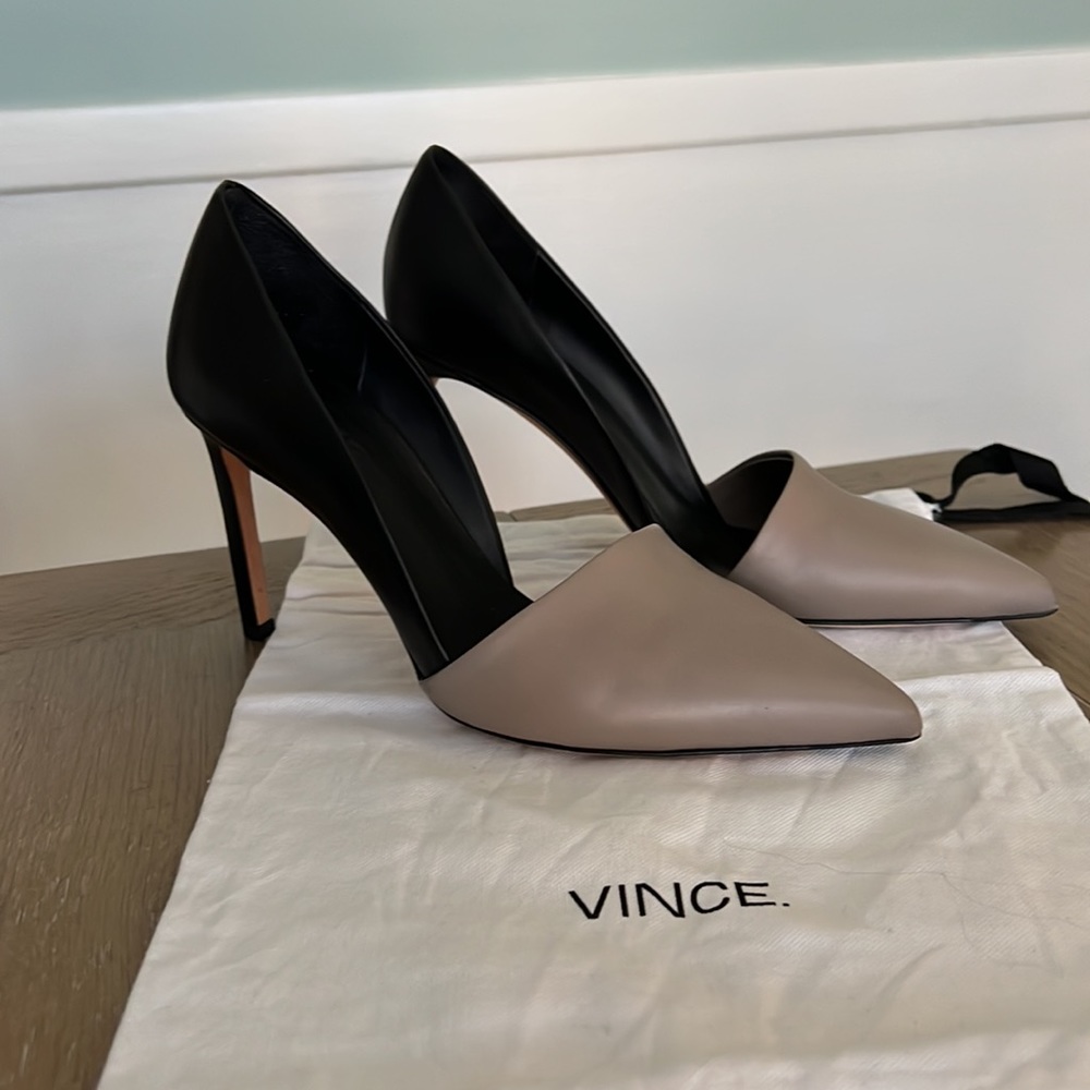 Vince two tone grey black Colette d’Orsay heels 38